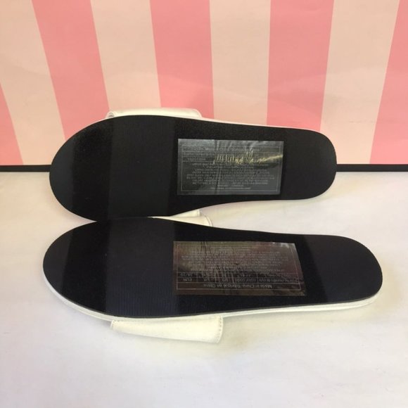Victoria’s Secret Diamonds And Pearls LOVE Slippers - Medium 7-8 - Picture 12 of 15